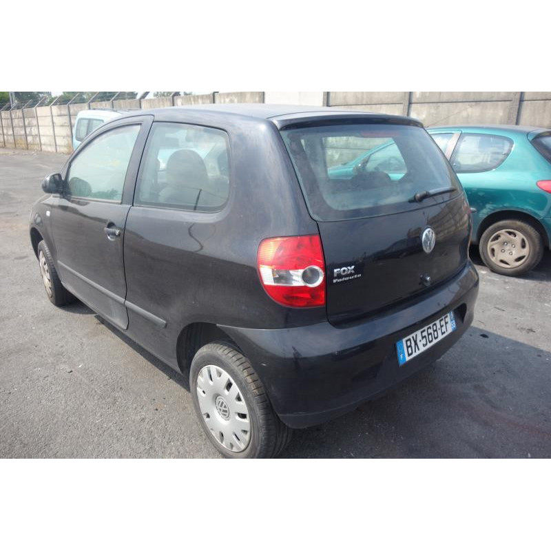 Serrure avant droit VOLKSWAGEN FOX Photo n°14