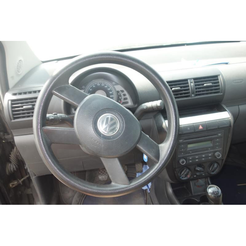 Volant VOLKSWAGEN FOX Photo n°13