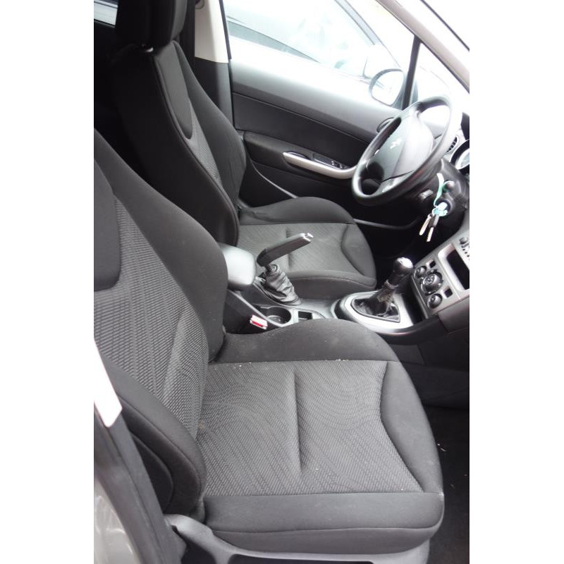 Barres de toit PEUGEOT 308 1 SW Photo n°7
