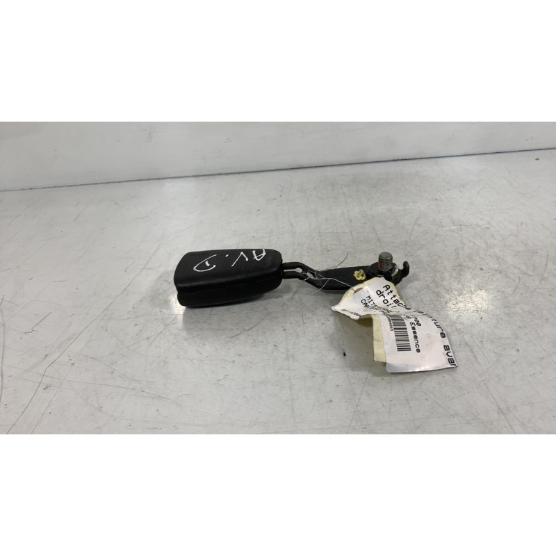 Attache ceinture avant droit MITSUBISHI CARISMA Photo n°3