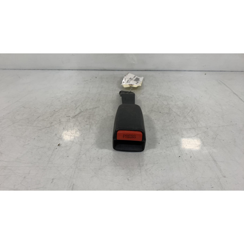 Attache ceinture avant droit HONDA CIVIC 7 Photo n°2