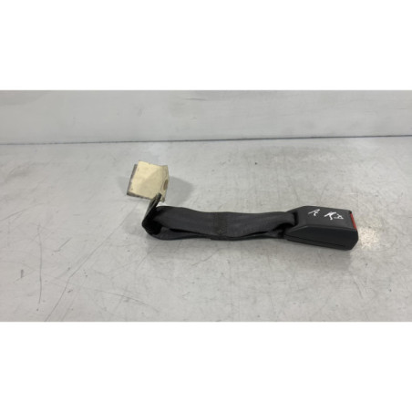 Attache ceinture arriere droit MITSUBISHI COLT 4 Photo n°1