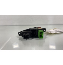 Bouton de warning MITSUBISHI COLT 4
