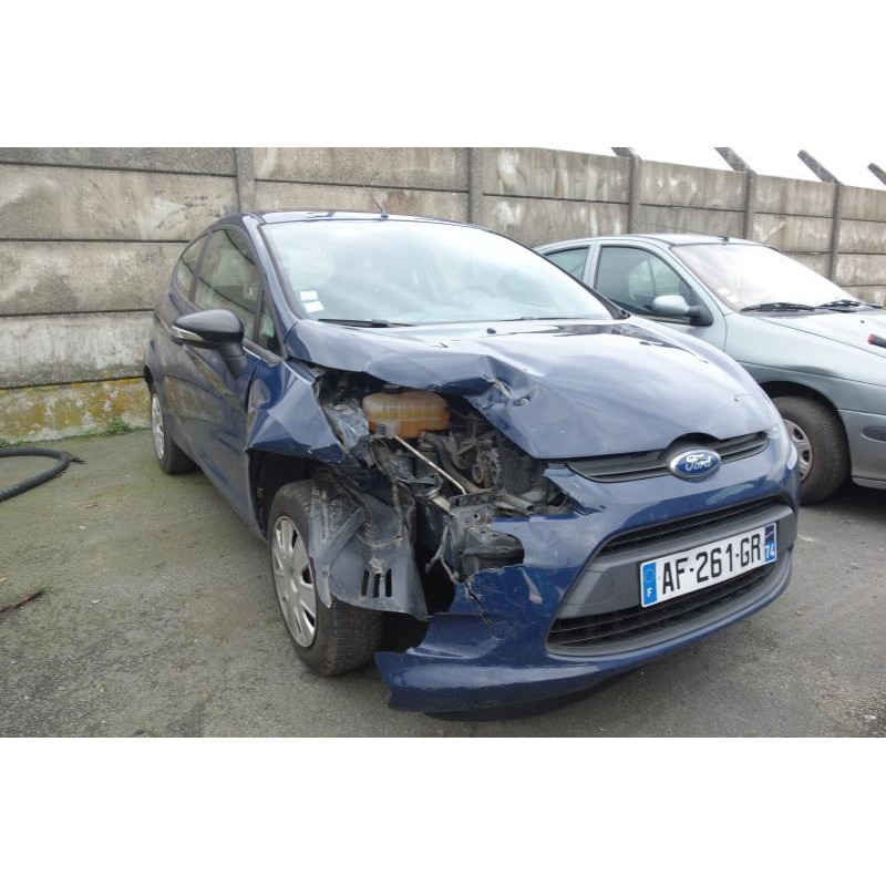 Attache ceinture avant droit FORD FIESTA 6 Photo n°5