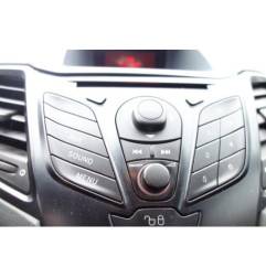 Attache ceinture avant droit FORD FIESTA 6