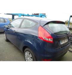 Attache ceinture avant gauche FORD FIESTA 6