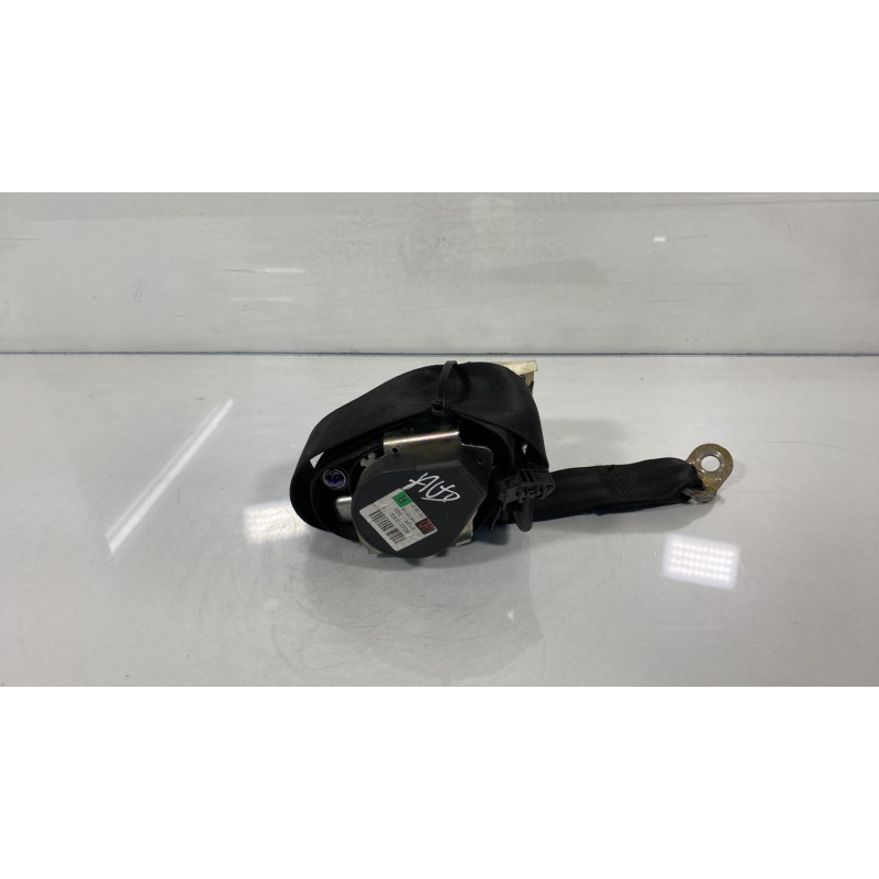 Pretensionneur de ceinture avant droit VOLKSWAGEN GOLF 5 Photo n°3