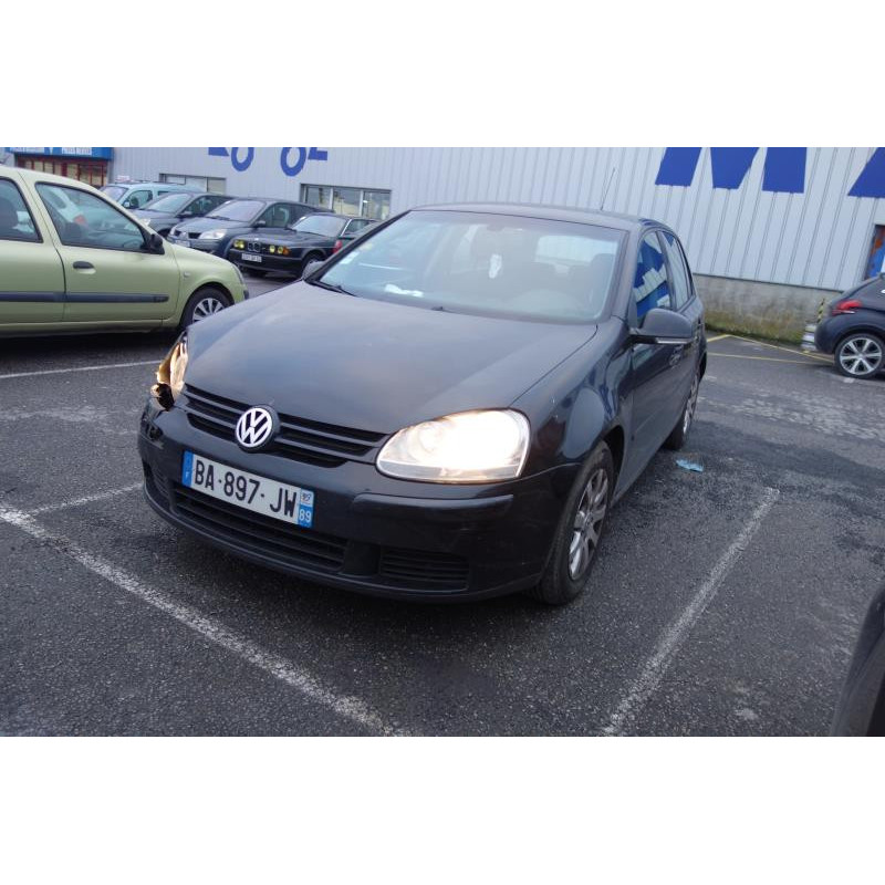 Pretensionneur de ceinture avant droit VOLKSWAGEN GOLF 5 Photo n°4