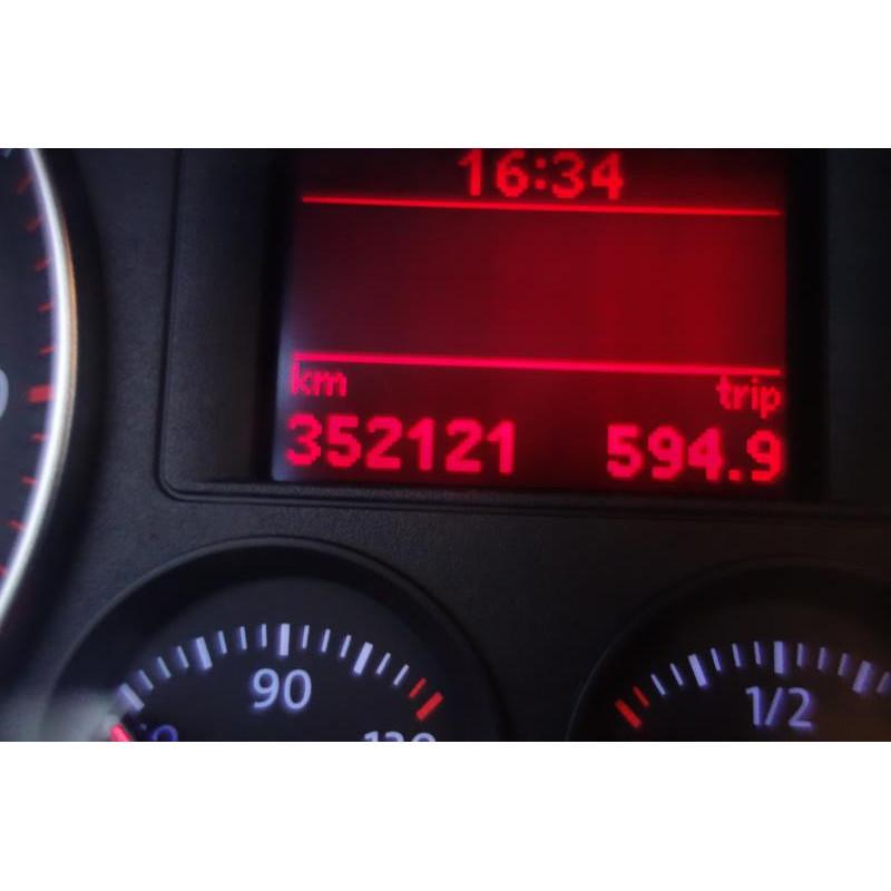 Pretensionneur de ceinture avant droit VOLKSWAGEN GOLF 5 Photo n°11