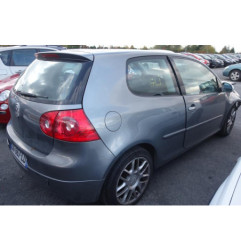 Pretensionneur de ceinture avant gauche VOLKSWAGEN GOLF 5