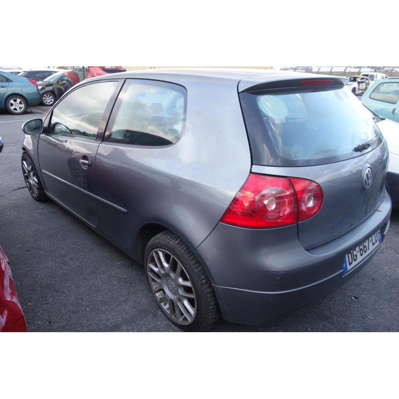 Pretensionneur de ceinture avant gauche VOLKSWAGEN GOLF 5 Photo n°8