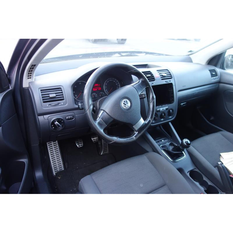 Pretensionneur de ceinture avant gauche VOLKSWAGEN GOLF 5 Photo n°9