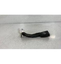 Attache ceinture arriere droit RENAULT R25