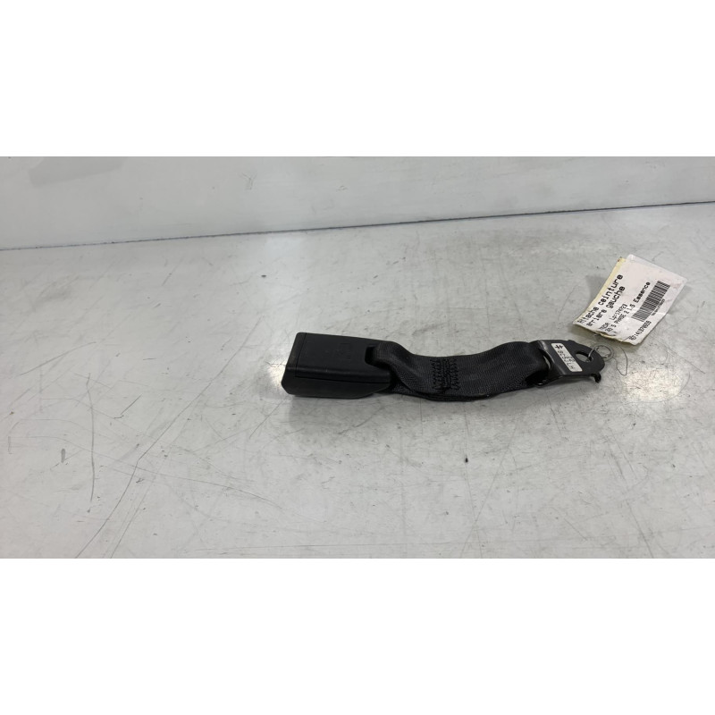 Attache ceinture arriere gauche MAZDA 323 5 Photo n°3