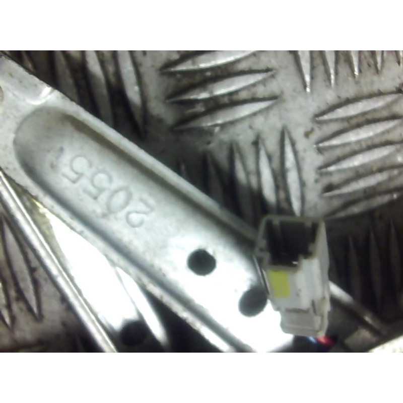 Leve vitre electrique arriere droit HONDA CIVIC 6 Photo n°2