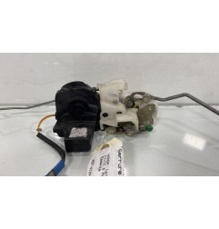 Serrure avant droit HONDA CIVIC 6