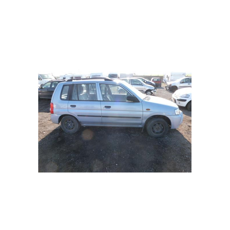 Calandre MAZDA DEMIO Photo n°3