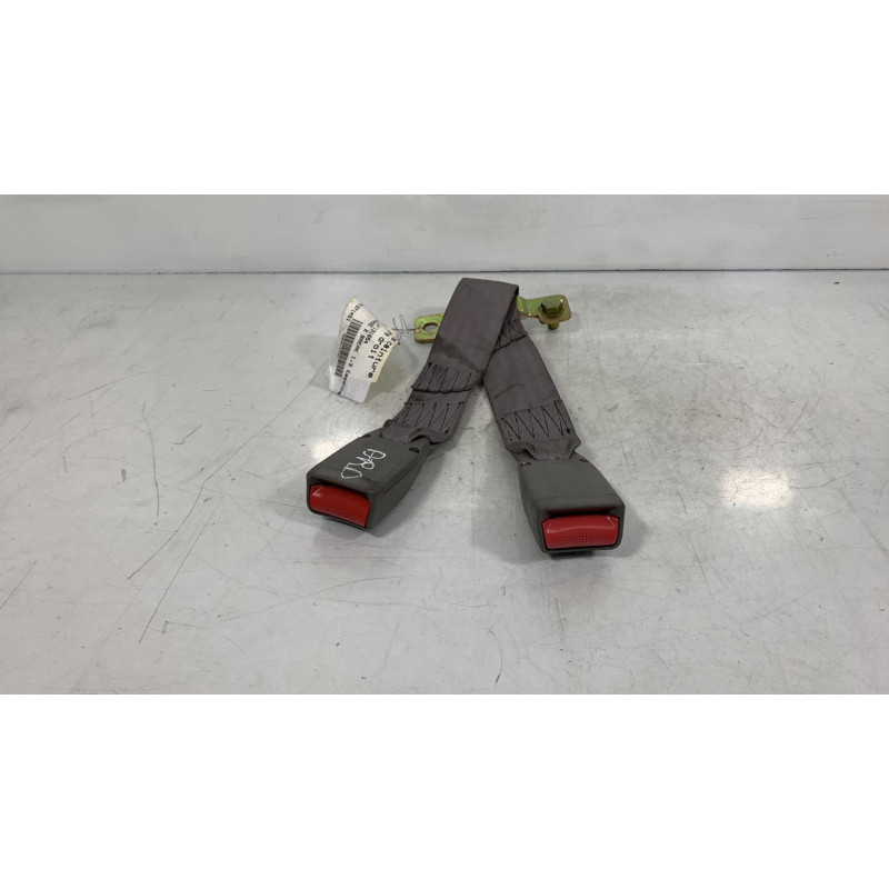 Attache ceinture arriere droit MAZDA DEMIO Photo n°2