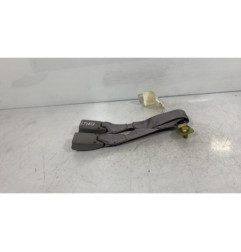 Attache ceinture arriere droit MAZDA DEMIO