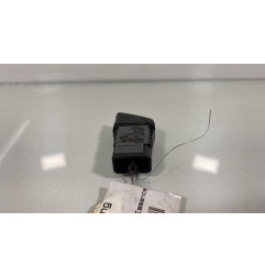Bouton de warning MAZDA DEMIO