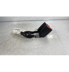 Attache ceinture arriere droit FORD MONDEO 2