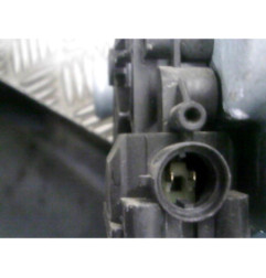 Leve vitre electrique avant gauche RENAULT CLIO 3 Photo n°1