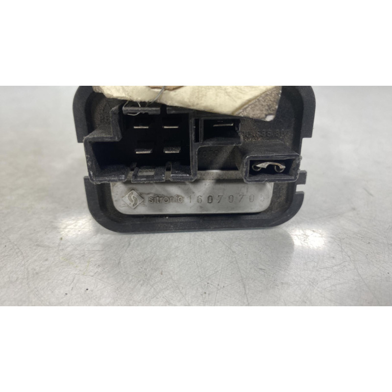 Resistance chauffage OPEL ASTRA H Photo n°1