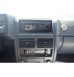 Attache ceinture arriere droit CITROEN AX