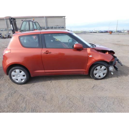Bras essuie glace avant gauche SUZUKI SWIFT 3