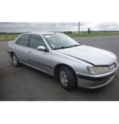 Attache ceinture arriere droit PEUGEOT 406