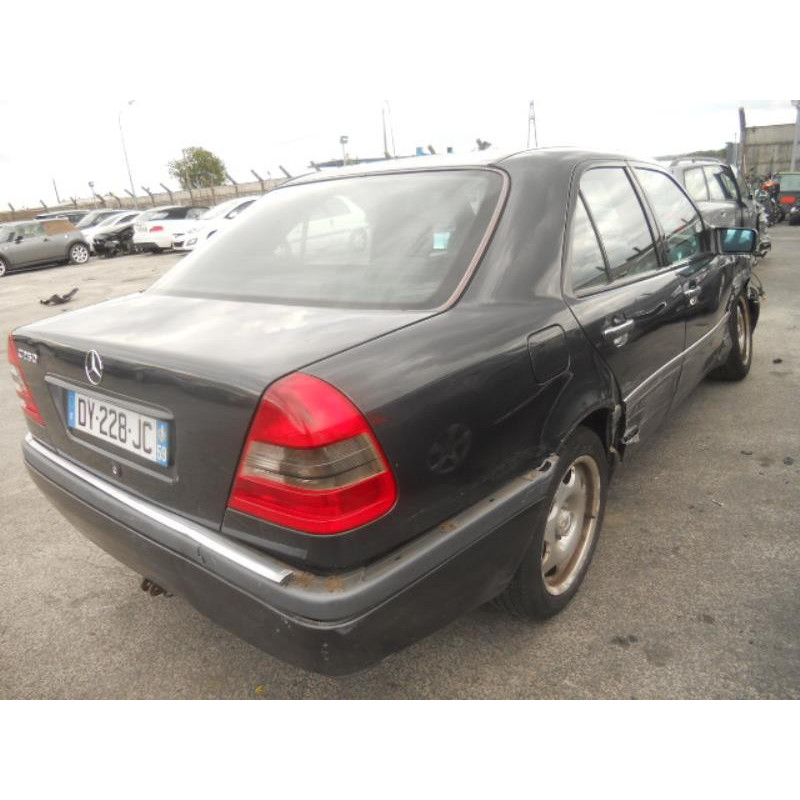 Trappe d'essence MERCEDES CLASSE C Photo n°6