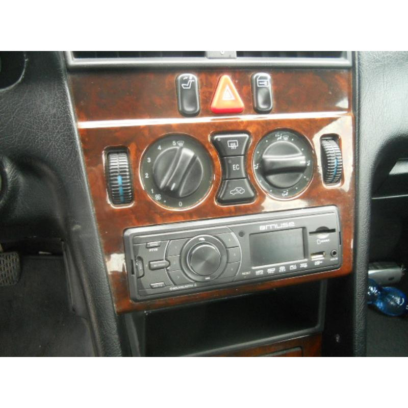 Trappe d'essence MERCEDES CLASSE C Photo n°9