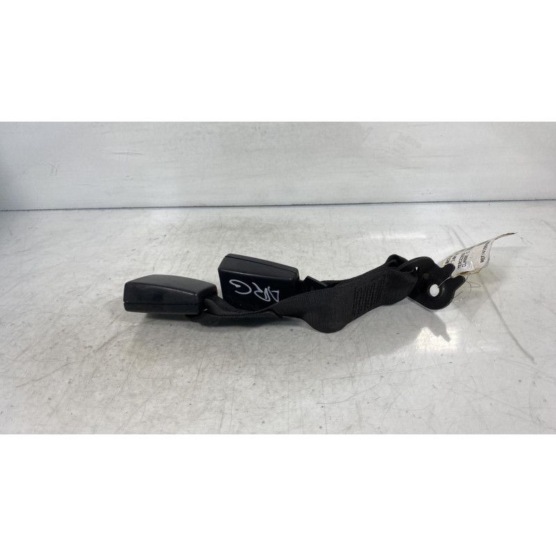 Attache ceinture arriere gauche MERCEDES CLASSE C Photo n°2