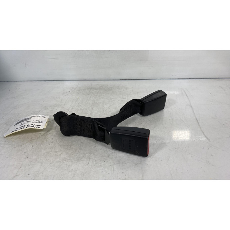 Attache ceinture arriere gauche MERCEDES CLASSE C Photo n°3