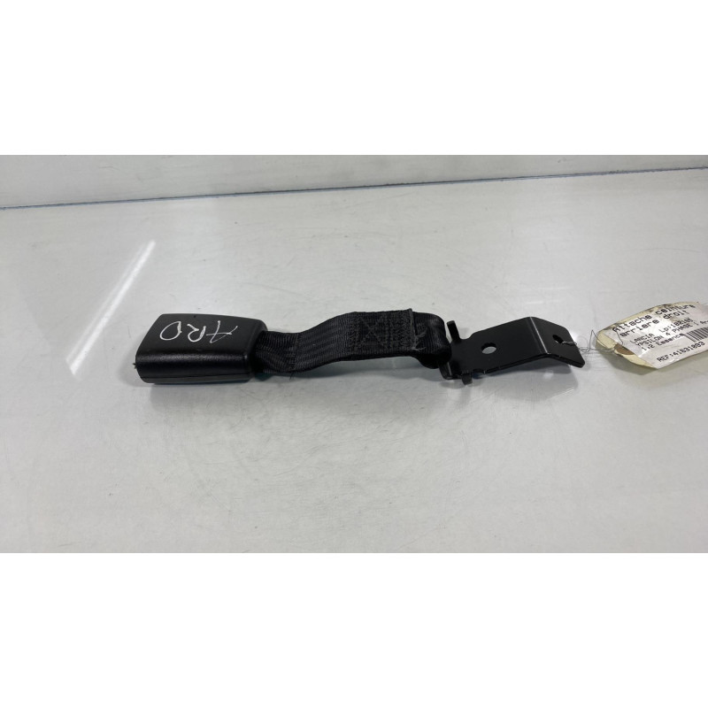 Attache ceinture arriere droit LANCIA YPSILON 4 Photo n°3