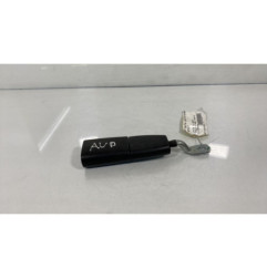 Attache ceinture avant droit LANCIA YPSILON 4 Photo n°1