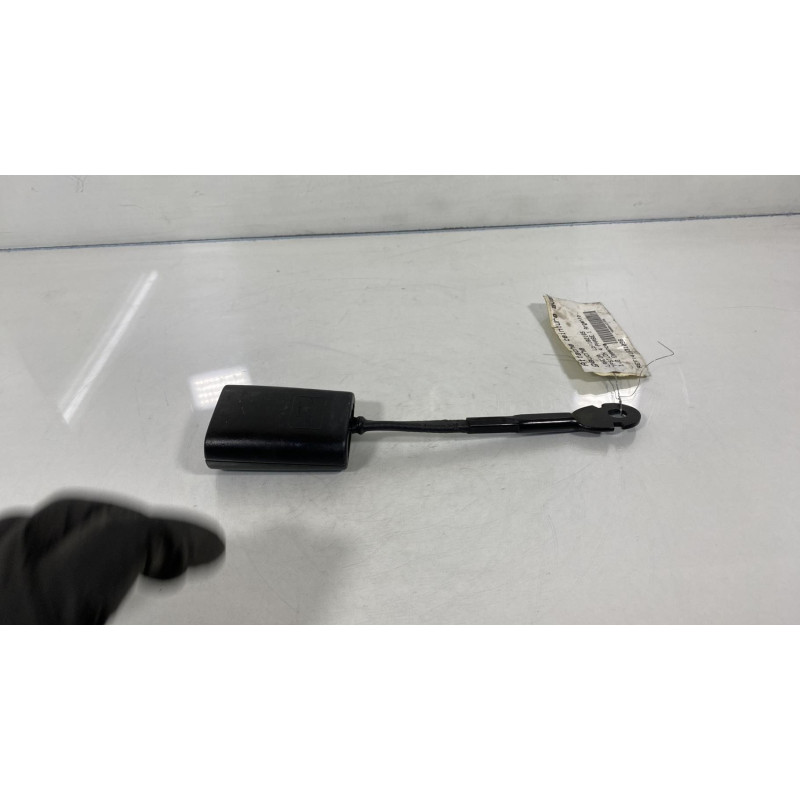 Attache ceinture avant gauche LANCIA YPSILON 4 Photo n°1