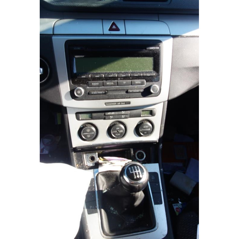 Bouton de warning VOLKSWAGEN PASSAT 5 Photo n°15