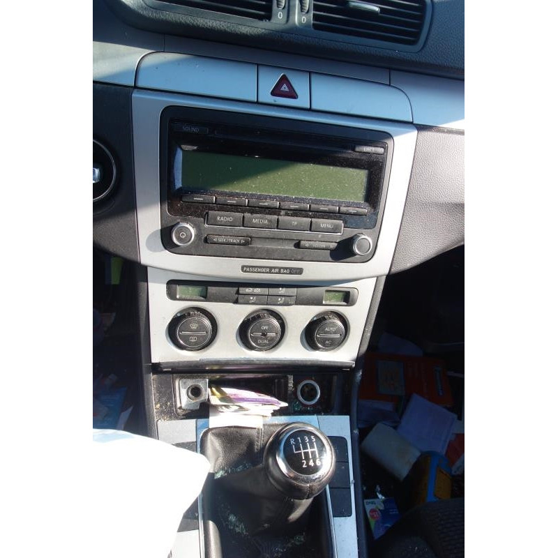 Bouton de warning VOLKSWAGEN PASSAT 5 Photo n°17