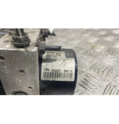 Bloc ABS (freins anti-blocage) VOLKSWAGEN PASSAT 5
