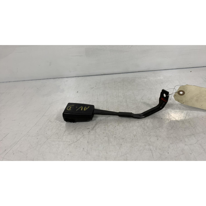 Attache ceinture avant droit AUDI A3 2 Photo n°3