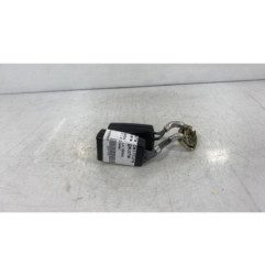 Attache ceinture arriere gauche VOLKSWAGEN GOLF 5 Photo n°1