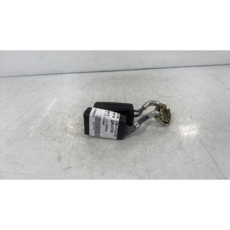 Attache ceinture arriere gauche VOLKSWAGEN GOLF 5 Photo n°1