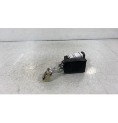 Attache ceinture arriere gauche VOLKSWAGEN GOLF 5