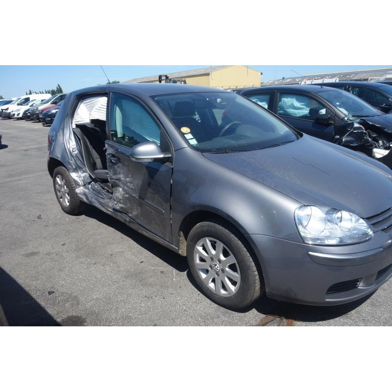 Volant VOLKSWAGEN GOLF 5 Photo n°4