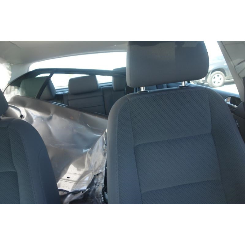 Volant VOLKSWAGEN GOLF 5 Photo n°10