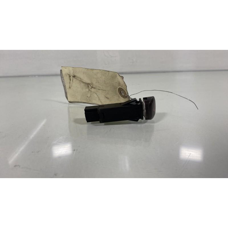 Bouton de warning VOLVO XC 90 1 Photo n°2