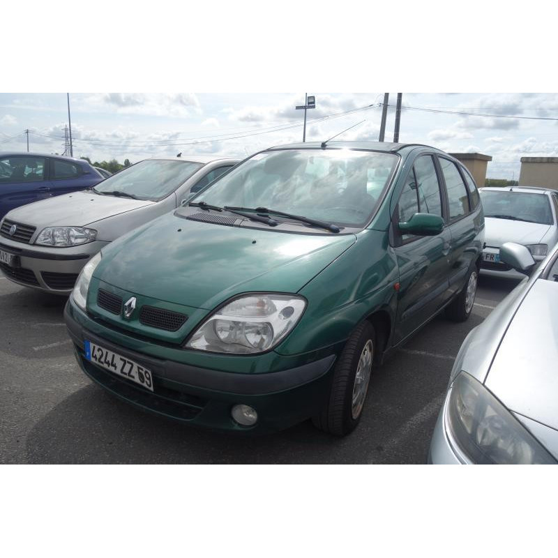 Pare choc avant RENAULT SCENIC 1 Photo n°15