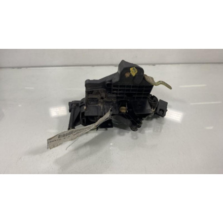 Serrure avant droit MERCEDES CLASSE C 202 Photo n°1