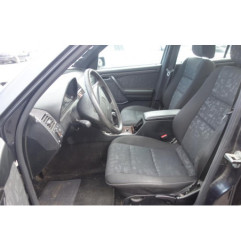 Serrure avant droit MERCEDES CLASSE C 202